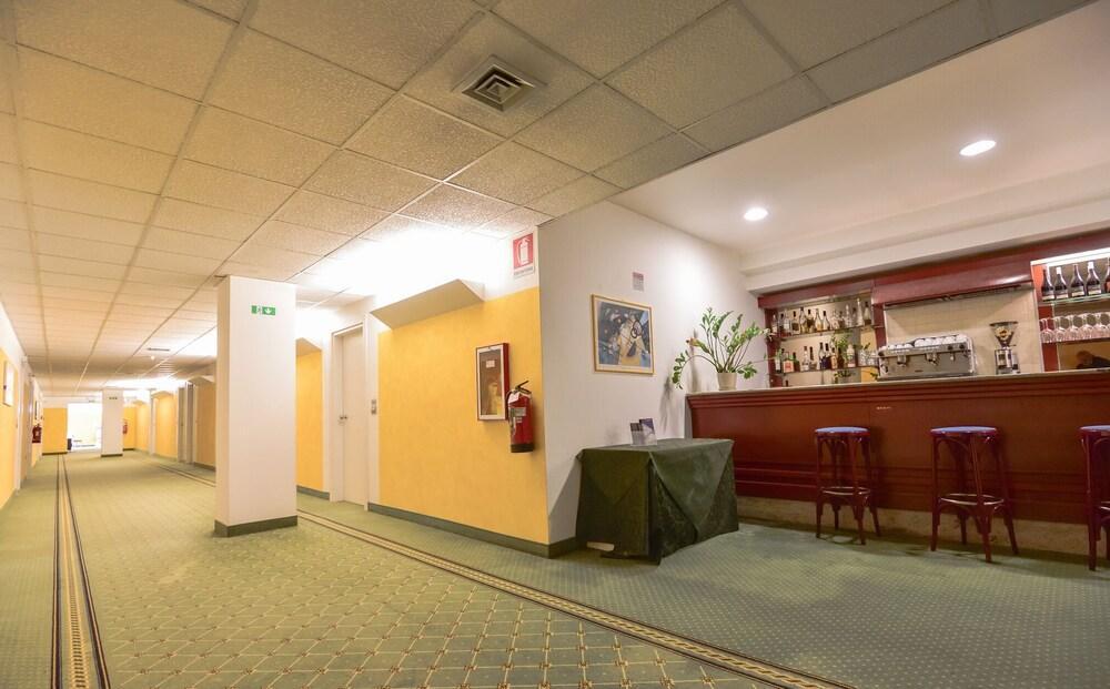 Standard Hotel Udine Pradamano ภายนอก รูปภาพ