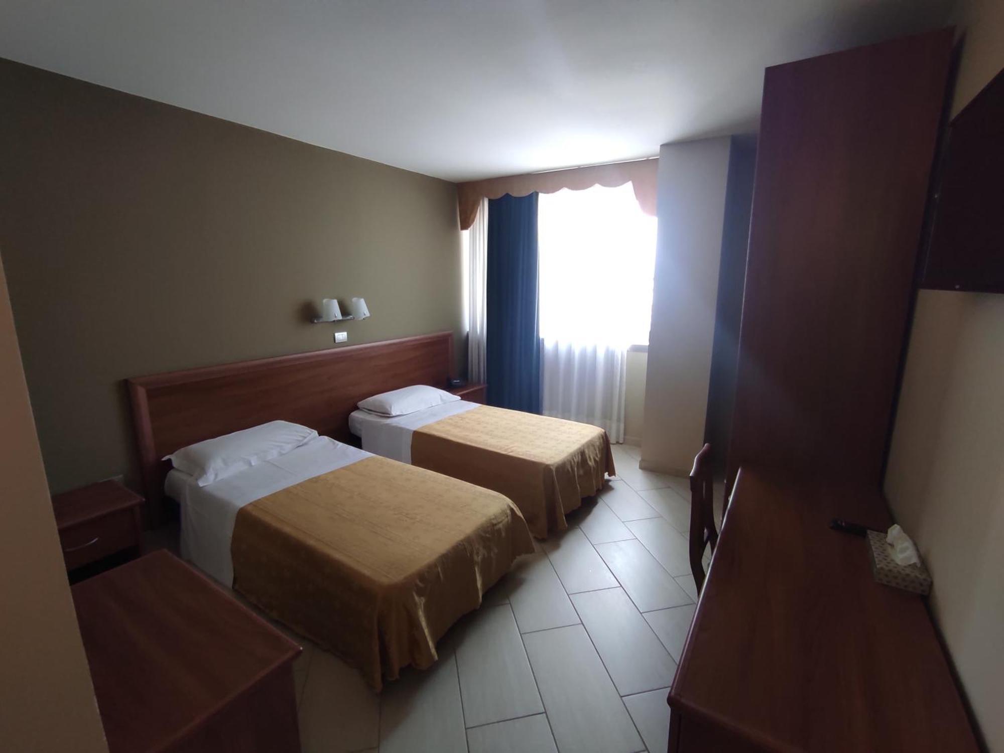 Standard Hotel Udine Pradamano ภายนอก รูปภาพ